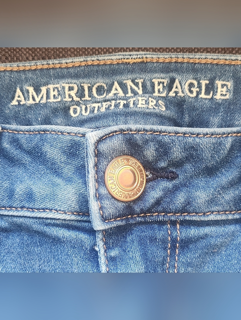 American Eagle Outfitters Blue Denim Cuffed Women's Shorts Size 10 - Picture 5 of 12